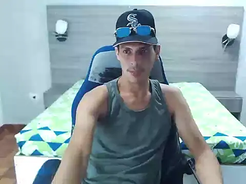 wiltom_'s cam snapshot