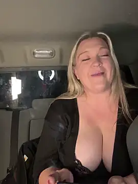 BustyGoddess6969's web cam