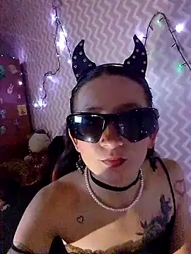 Moonvivk's cam snapshot