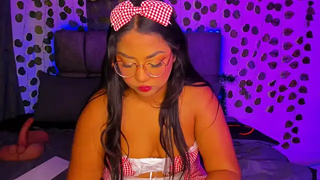 Anala_Kuma live sex cam