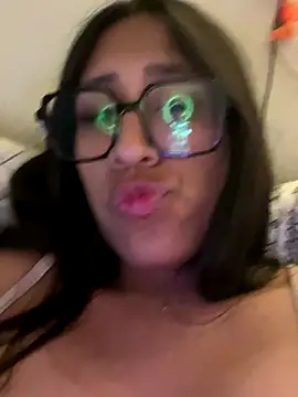 AleFantasy000001Peru's cam snapshot