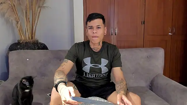 jamesinked_'s cam snapshot