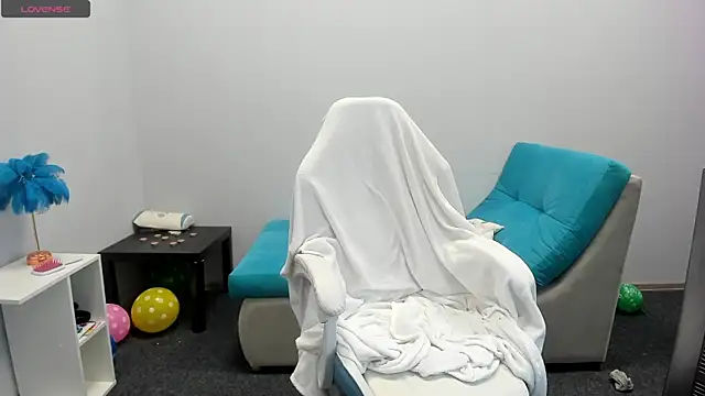 juliamurr_18's cam snapshot