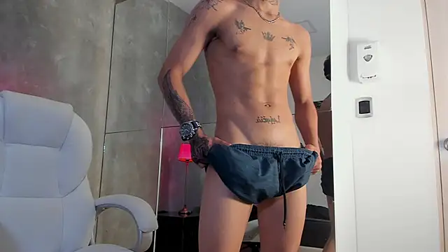 Renzo_Dogan's cam snapshot