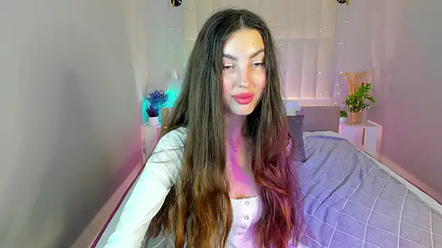 LiraRevery's cam snapshot