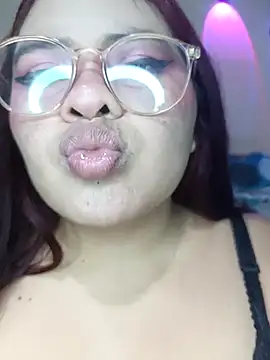Chizuqui25 live sex cam