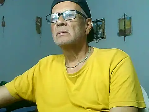 dirtysluttyfist's cam snapshot