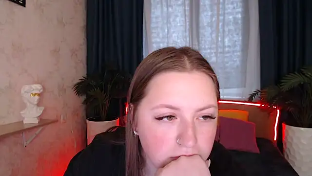 GirlPlayer's cam snapshot