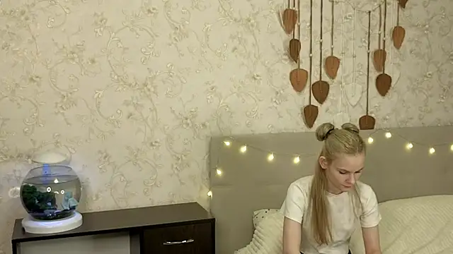 NaomiSwetheart's cam snapshot