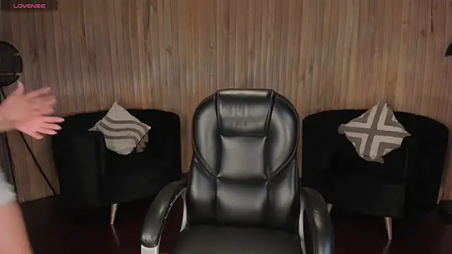 NickyLawson live sex cam