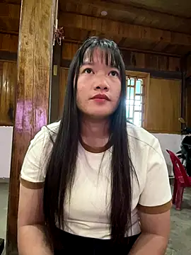 TrangNemo live sex cam