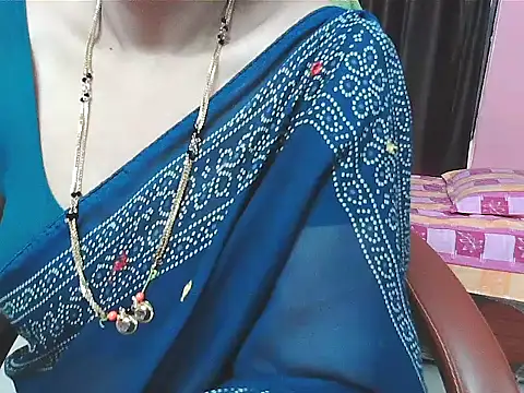 sunitha-3 live sex cam