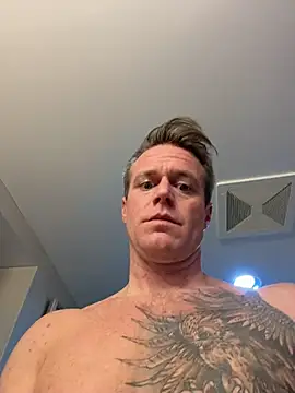 DILFiGuess1's cam snapshot