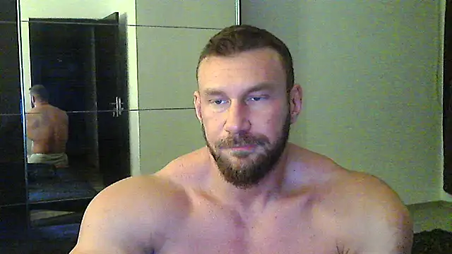 muscularkevin live sex cam
