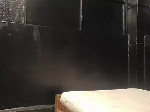 Doflamingo2003's cam snapshot