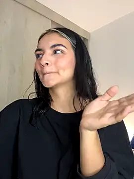 Cat2525 live sex cam