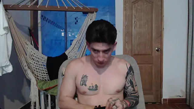 AteneoJr live sex cam