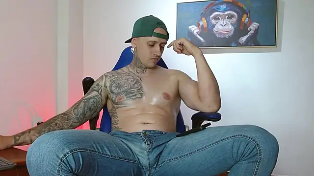 Joeysexx2 live sex cam