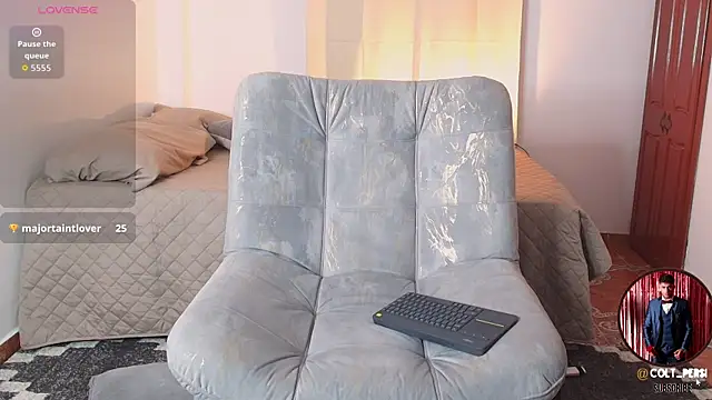 Colt_Perci live sex cam