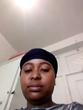 AcetousAbb live sex cam