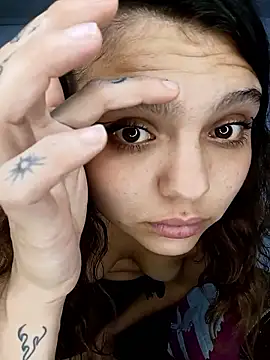 Alis_1327 live sex cam