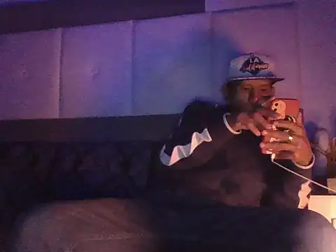 oiram27 live sex cam