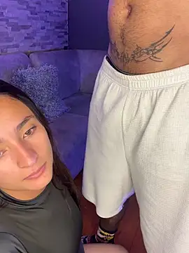 Noa_N_Luxy live sex cam