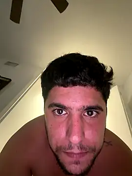 elwhite1996 live sex cam