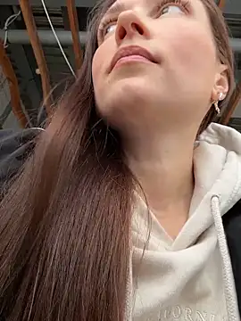 ZaraHill's cam snapshot