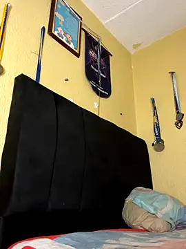 lyan_t2's cam snapshot