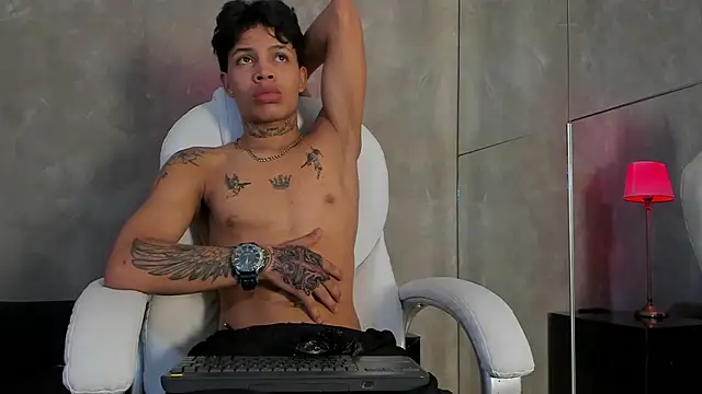 Renzo_Dogan's cam snapshot