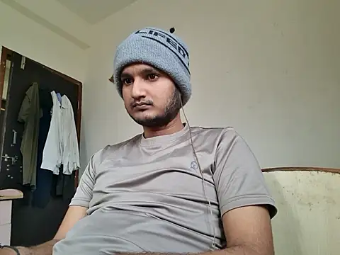 young-hairy-jon's cam snapshot