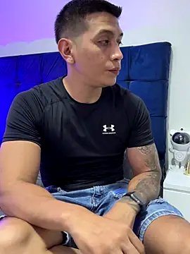 OliverWest04's cam snapshot