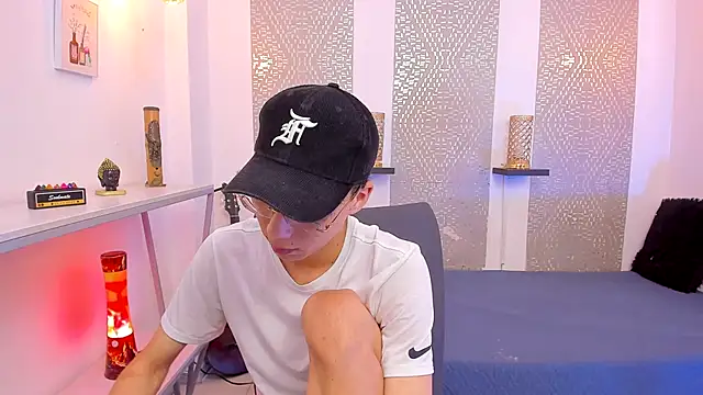 Nikolay_Gregori's cam snapshot