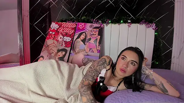 Candy_leilaa3's cam snapshot