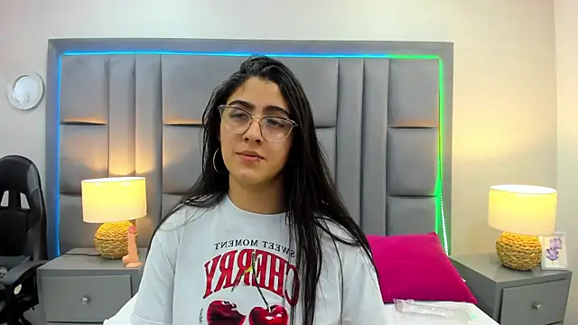 LuisaFranco's cam snapshot