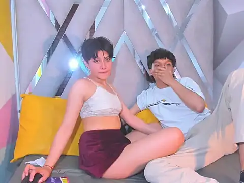 Yui_And_rin_'s cam snapshot