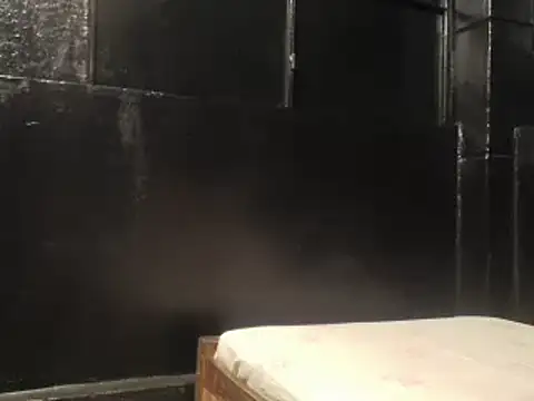 Doflamingo2003's cam snapshot