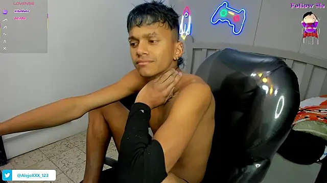 loistwink_'s cam snapshot