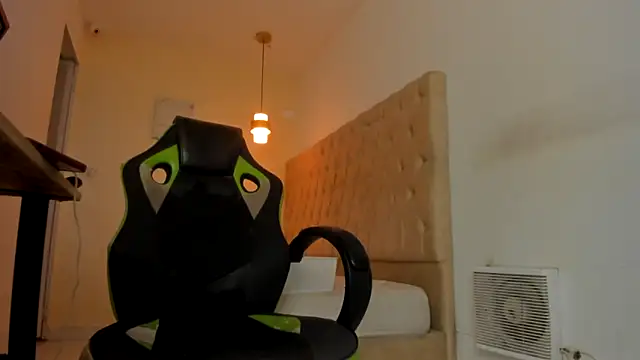 Darkknightx01's cam snapshot