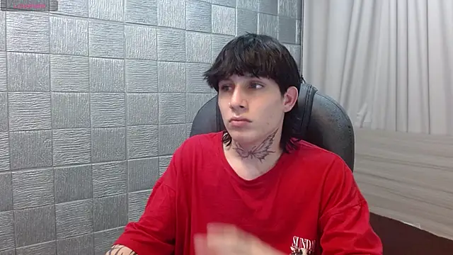 Iantwink18's cam snapshot