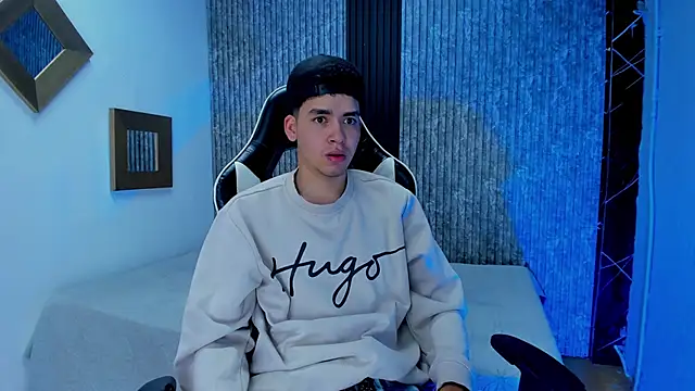 Mike_0233_'s cam snapshot