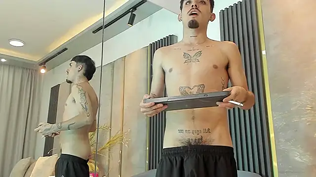 NikoStone_'s cam snapshot