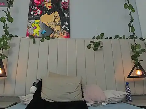 Eliias_Salvattore's cam snapshot