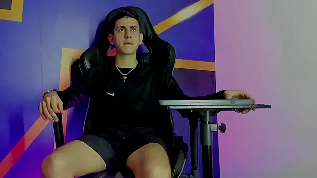 twink_scott_'s cam snapshot