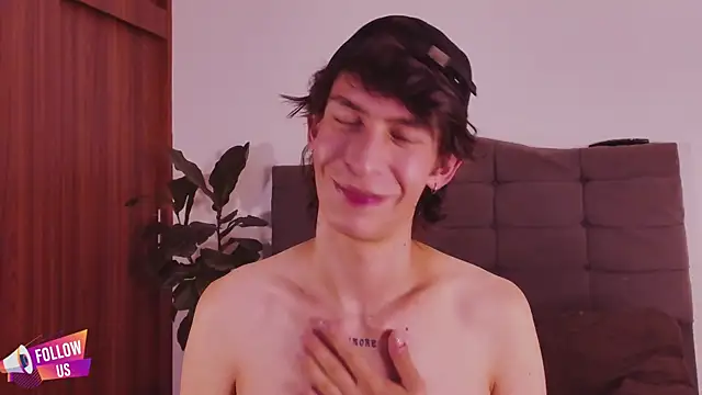 2gays_1Str8's cam snapshot