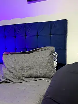 OliverWest04's cam snapshot