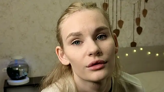 NaomiSwetheart's cam snapshot