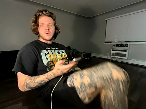 Tatertats's cam snapshot