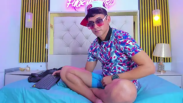 KEVIN_MCKINLEY's cam snapshot